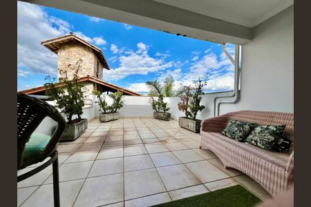 Casa à venda com 412m², 6 quartos e 4 vagas