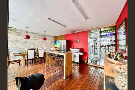 Casa à venda com 412m², 6 quartos e 4 vagas