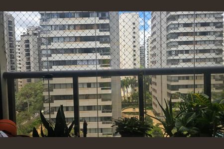 Apartamento à venda com 2 quartos, 73m² em Moema, São Paulo