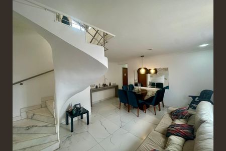 Apartamento à venda com 3 quartos, 190m² em Buritis, Belo Horizonte
