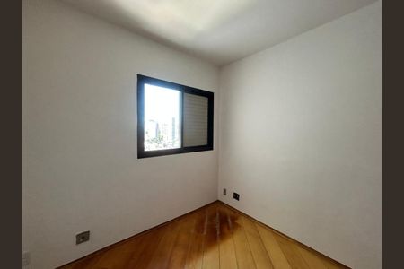 Apartamento à venda com 76m², 3 quartos e 2 vagasQuarto 2