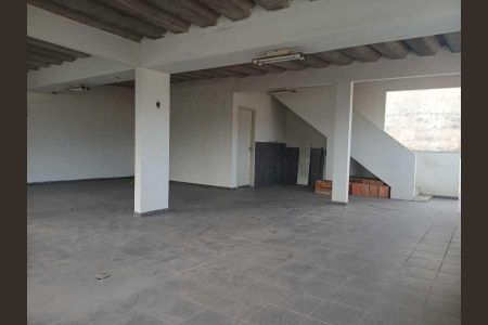 Casa de condomínio à venda com 61m², 2 quartos e 5 vagas