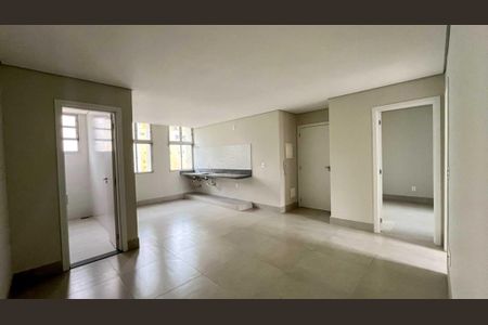 Apartamento à venda com 2 quartos, 57m² em Centro, Belo Horizonte