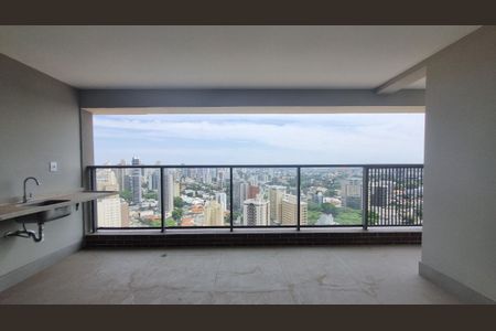 Apartamento à venda com 3 quartos, 126m² em Cambuí, Campinas