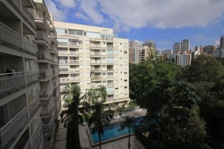 Apartamento à venda com 34m², 1 quarto e 1 vaga