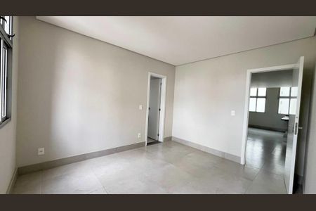 Apartamento à venda com 2 quartos, 57m² em Centro, Belo Horizonte