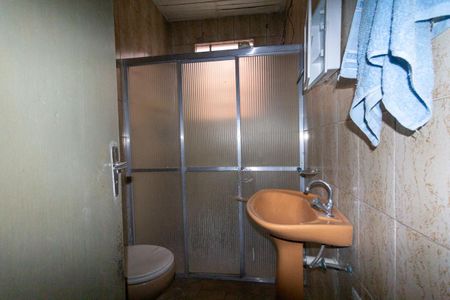 Casa à venda com 240m², 5 quartos e 4 vagasCasa 3: Banheiro