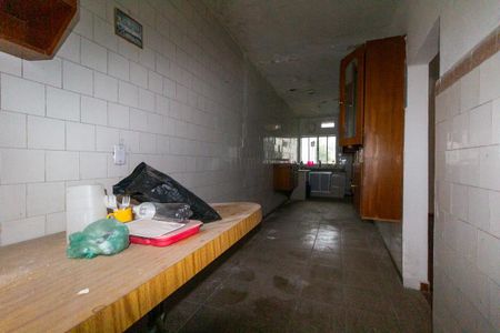 Casa à venda com 240m², 5 quartos e 4 vagasCasa 3: Cozinha