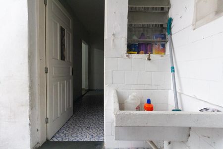 Casa à venda com 240m², 5 quartos e 4 vagasÁrea de serviço e quintal