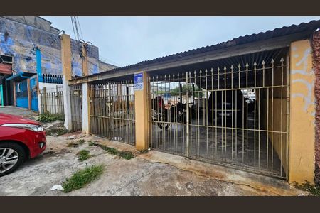 Casa à venda com 240m², 5 quartos e 4 vagasFachada