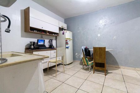 Casa à venda com 240m², 5 quartos e 4 vagasCasa 2: Cozinha
