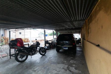 Casa à venda com 240m², 5 quartos e 4 vagasGaragem