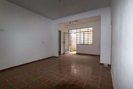 Casa à venda com 240m², 5 quartos e 4 vagasCasa 3: Sala