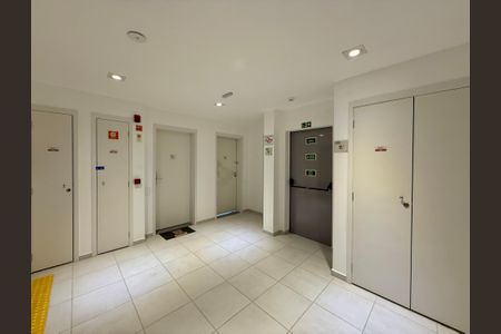 Apartamento à venda com 80m², 2 quartos e 1 vagaHall Apartamento 