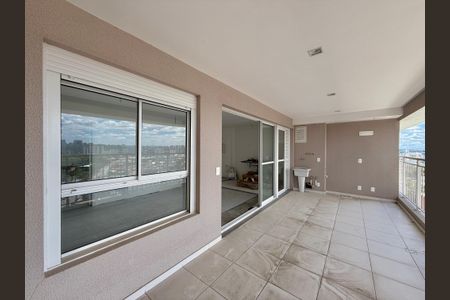 Apartamento à venda com 80m², 2 quartos e 1 vagaVaranda