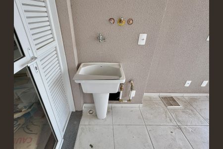 Apartamento à venda com 80m², 2 quartos e 1 vagaÁrea de Serviço