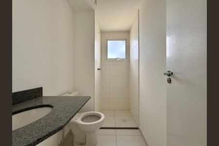 Apartamento à venda com 80m², 2 quartos e 1 vagaBanheiro Suíte 2