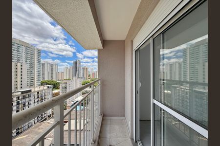 Apartamento à venda com 80m², 2 quartos e 1 vagaSacada Suíte 2