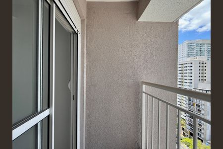 Apartamento à venda com 59m², 2 quartos e 1 vagaSacada Quarto 2