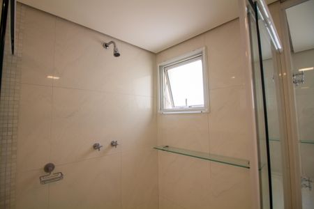 Apartamento à venda com 317m², 4 quartos e 4 vagasBanheiro da Suíte 4