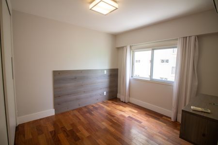 Apartamento à venda com 317m², 4 quartos e 4 vagasSuíte 3