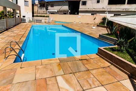 Apartamento à venda com 52m², 2 quartos e 1 vaga Apartamento à venda com 52m², 2 quartos e 1 vagaÁrea comum - Piscina
