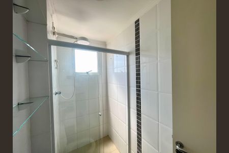 Apartamento à venda com 62m², 2 quartos e 1 vaga Apartamento à venda com 62m², 2 quartos e 1 vagaBanheiro 2