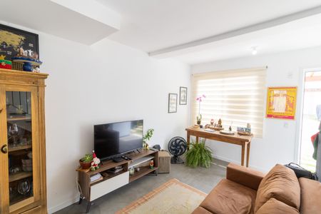 Sala de casa de condomínio para alugar com 2 quartos, 67m² em Campo Novo, Porto Alegre