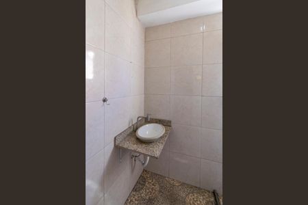 Apartamento à venda com 64m², 4 quartos e sem vaga Apartamento à venda com 64m², 4 quartos e sem vagaBanheiro da Suíte 4