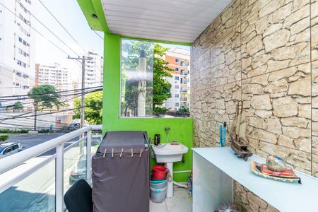 Apartamento à venda com 64m², 4 quartos e sem vaga Apartamento à venda com 64m², 4 quartos e sem vagaVaranda da Suíte 3 - Área de serviço