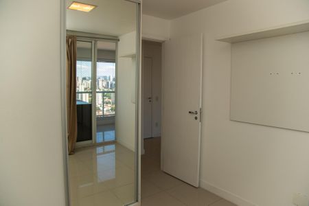 Quarto de apartamento à venda com 1 quarto, 47m² em Brooklin, São Paulo