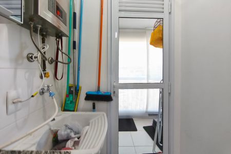 Apartamento à venda com 57m², 2 quartos e 1 vaga Apartamento à venda com 57m², 2 quartos e 1 vagaÁrea de Serviço