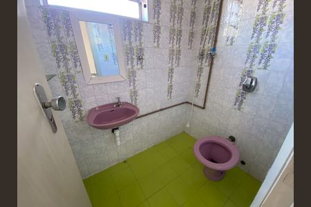 Casa para alugar com 230m², 6 quartos e 2 vagas