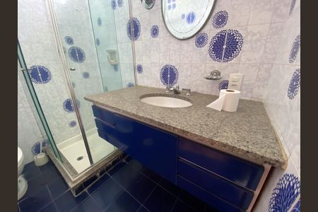 Casa para alugar com 230m², 6 quartos e 2 vagas