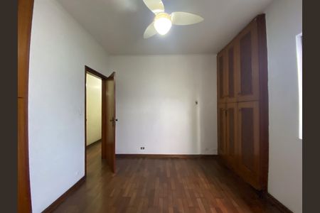 Casa para alugar com 230m², 6 quartos e 2 vagas