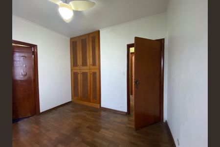 Casa para alugar com 230m², 6 quartos e 2 vagas