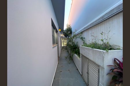 Casa para alugar com 230m², 6 quartos e 2 vagas