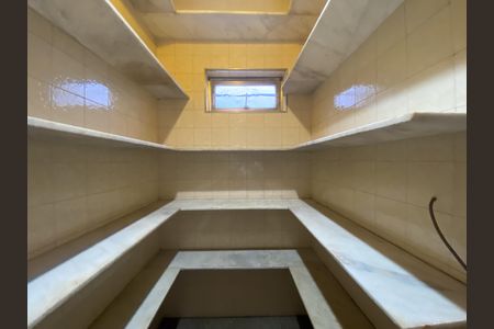 Casa para alugar com 230m², 6 quartos e 2 vagas