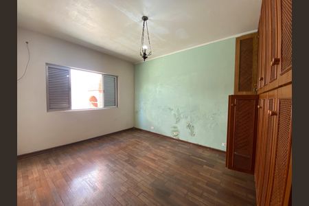 Casa para alugar com 230m², 6 quartos e 2 vagas