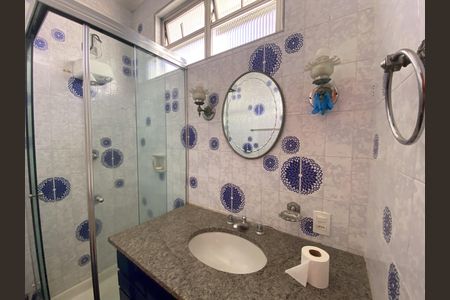 Casa para alugar com 230m², 6 quartos e 2 vagas