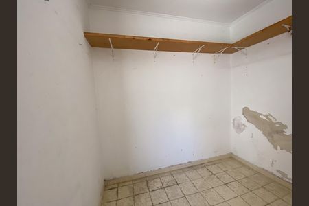 Casa para alugar com 230m², 6 quartos e 2 vagas