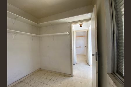 Casa para alugar com 230m², 6 quartos e 2 vagas