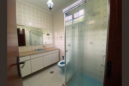 Casa para alugar com 230m², 6 quartos e 2 vagas