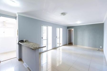 Apartamento à venda com 79m², 3 quartos e 2 vagasFoto 01