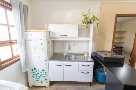 Sala/Cozinha de casa para alugar com 2 quartos, 70m² em São José, Porto Alegre