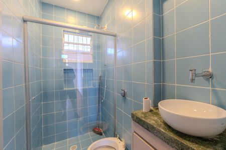 Apartamento para alugar com 60m², 2 quartos e sem vagaBanheiro