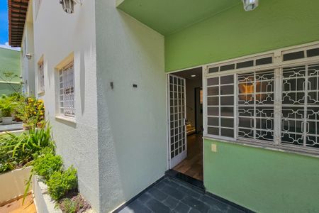 Varanda de casa à venda com 3 quartos, 90m² em Dona Clara, Belo Horizonte