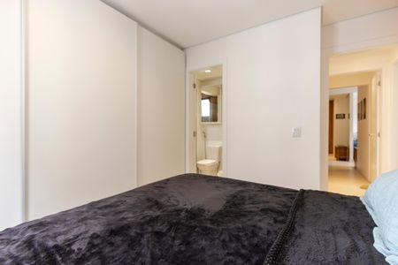 Apartamento para alugar com 94m², 3 quartos e 3 vagas Apartamento para alugar com 94m², 3 quartos e 3 vagasSuíte