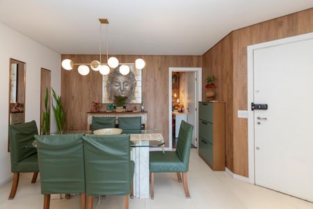 Apartamento para alugar com 94m², 3 quartos e 3 vagas Apartamento para alugar com 94m², 3 quartos e 3 vagasSala