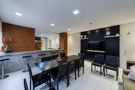 Apartamento para alugar com 132m², 3 quartos e 2 vagas